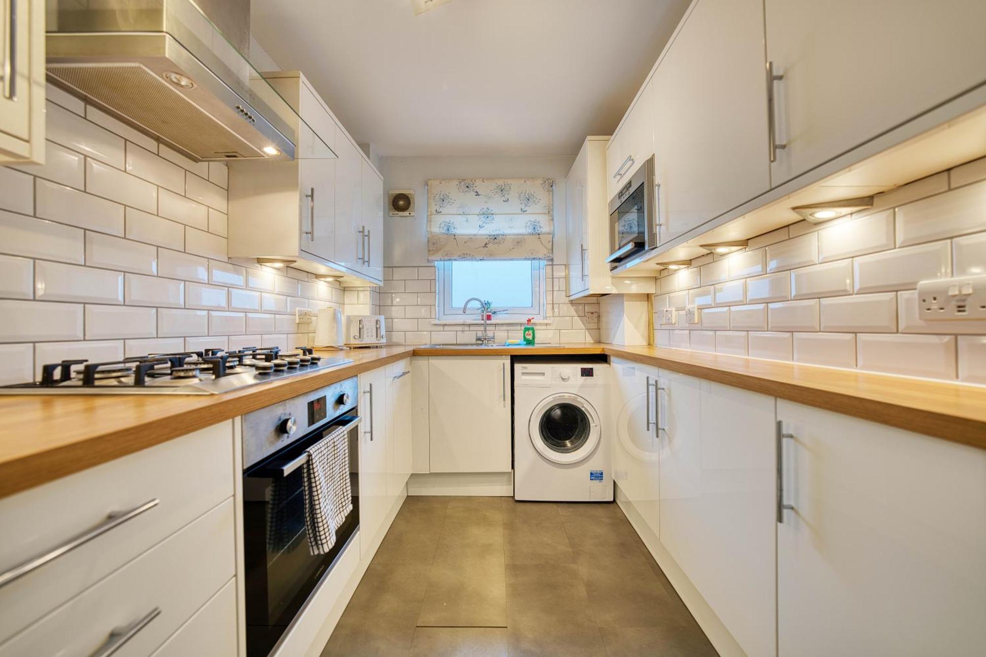 Modern 2 Bed Flat With Free Parking Apartment Glasgow Exterior photo